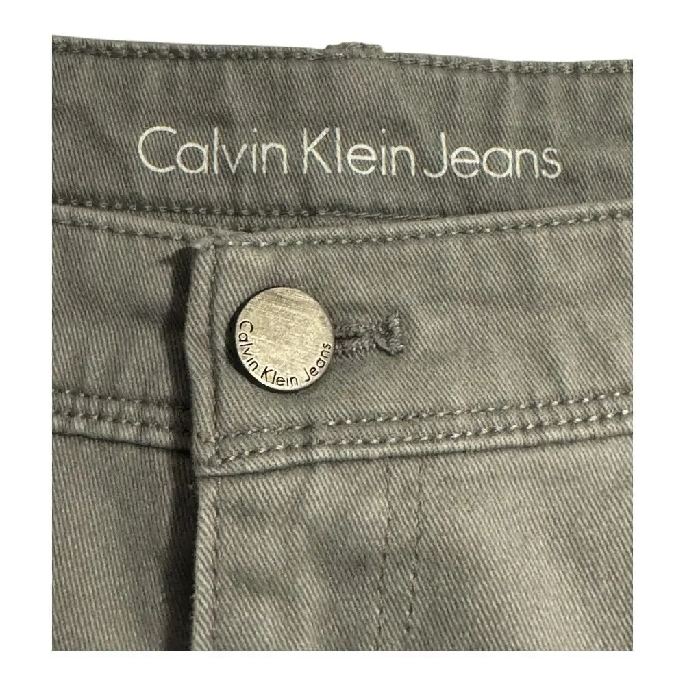 Calvin Klein‎ Women's Cropped Ultimate Skinny Jeans Gray Stretch Size 10 (30)